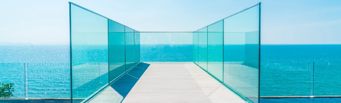 Customized Glass Pool Fence Repair Services in Vero Beach South, FL